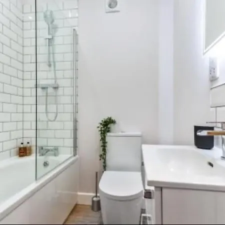 Stunning Sea View Spacious Apartment With Free Parking In Margate Exterior photo
